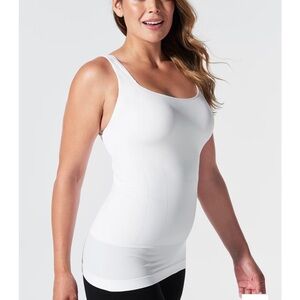 BLANQI EVERYDAY
Pull-Down Postpartum + Nursing Support Tanktop
